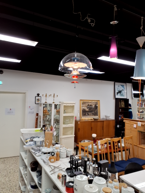 Verner Panton VP Globe Rød/ Blå Pendel.
